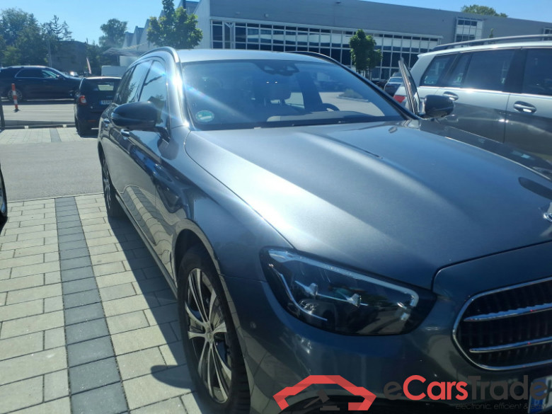 Mercedes-Benz E 300de 
