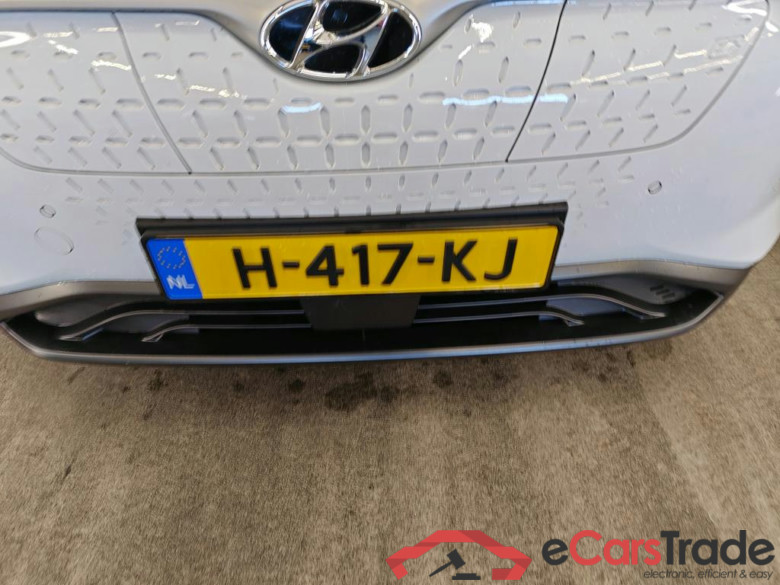 Hyundai KONA Limited Electric 64 kWh 5d #5