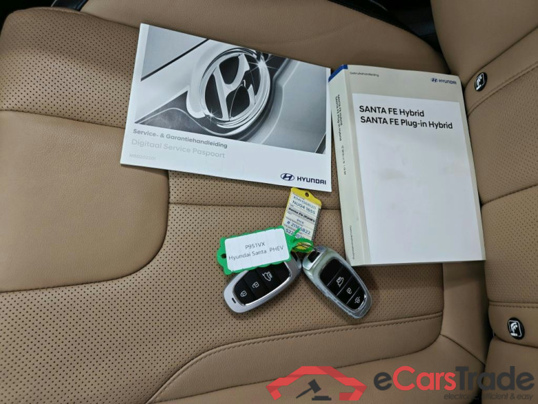 Hyundai SANTA FE 1.6 T-GDI PHEV Comfort Smart Sky 4WD 5d #4