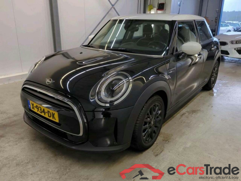 Mini 5-deurs 1.5 Cooper Camden #1