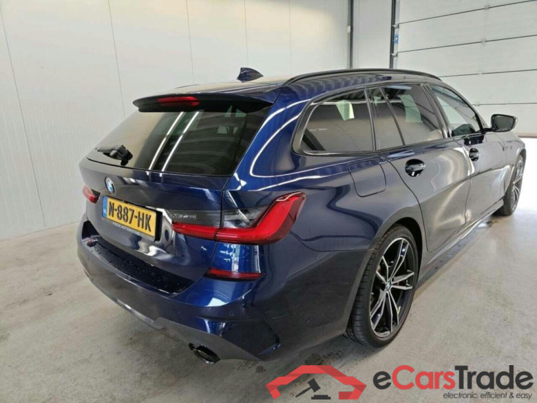 BMW 3-serie Touring 320e Bns Ed.P #2