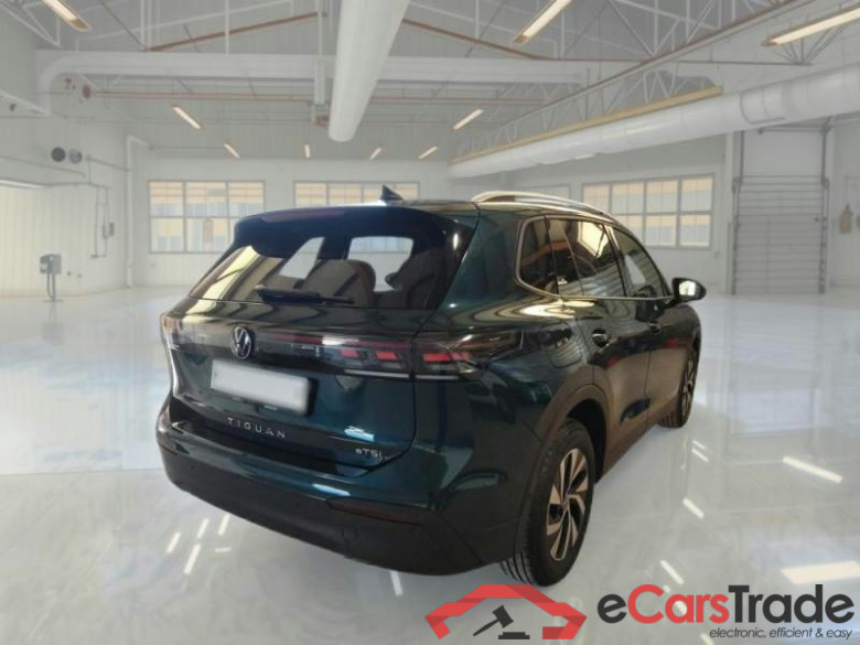 VOLKSWAGEN TIGUAN / 2023 / 5P / SUV 1.5 ETSI 96KW ACT EDITION PLUS DSG #2