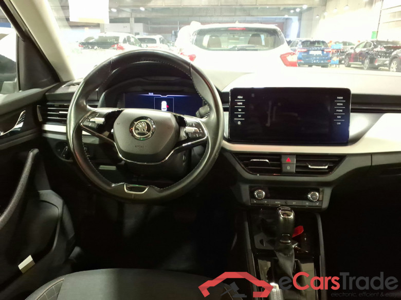 SKODA KAMIQ 1.0 TSI Ambition DSG #6