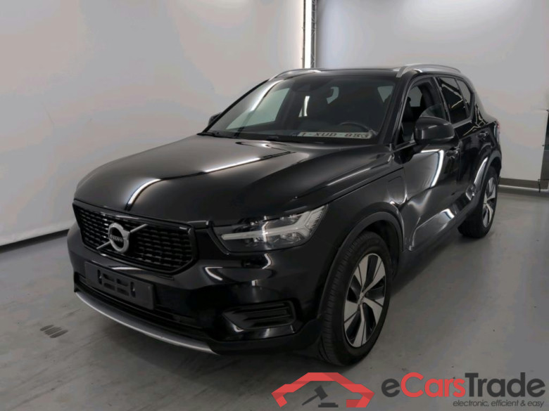 VOLVO XC40 1.5 T5 TE PHEV Momentum Pro DCT STOCK