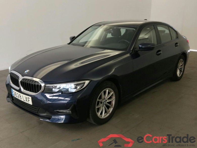BMW Serie 3 / 2018 / 4P / sedán 318d Auto.