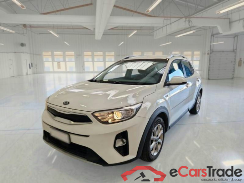 KIA STONIC / 2017 / 5P / SUV 1.0 T-GDI DCT7 STYLE #1