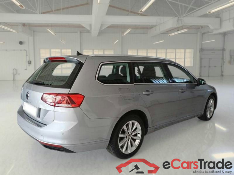 VOLKSWAGEN PASSAT / 2019 / 5P / STATION WAGON VAR. 2.0TDI SCR EVO 110KW BUSINESS DSG #2