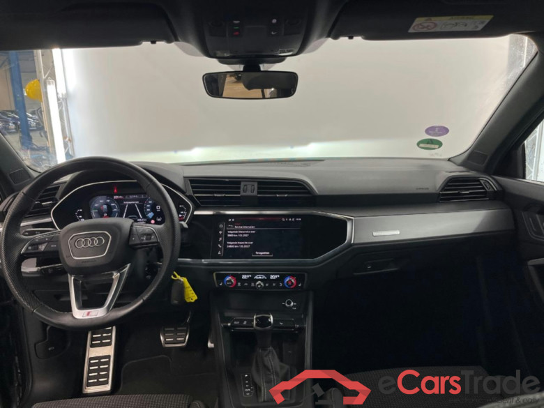AUDI Q3 45 TFSI e S edition #6