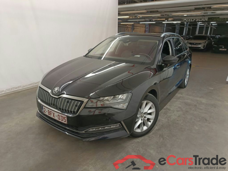Skoda Superb Combi 1.4 TSI iV 160kW DSG6 Clever+ 5d
