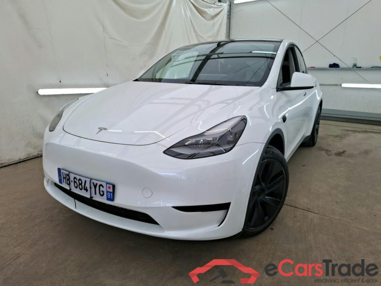 TESLA Model Y / 2021 / 5P / SUV RWD #1