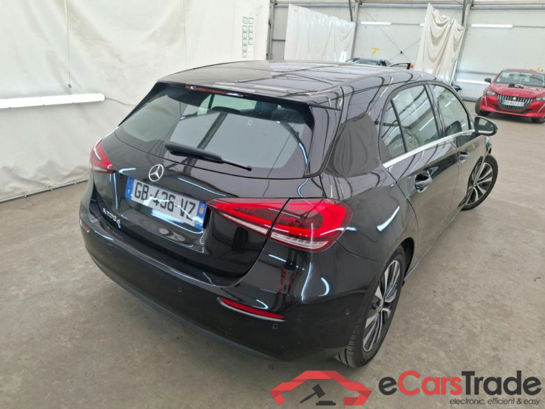 MERCEDES-BENZ Classe A Compact / 2018 / 5P / Berline A 200 d Business Line 8G-DCT #3