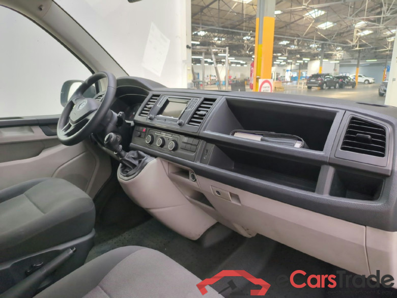 VOLKSWAGEN Transporter VU 4p Fourgon 2.0 TDi 102 L2H1 Business Line #5