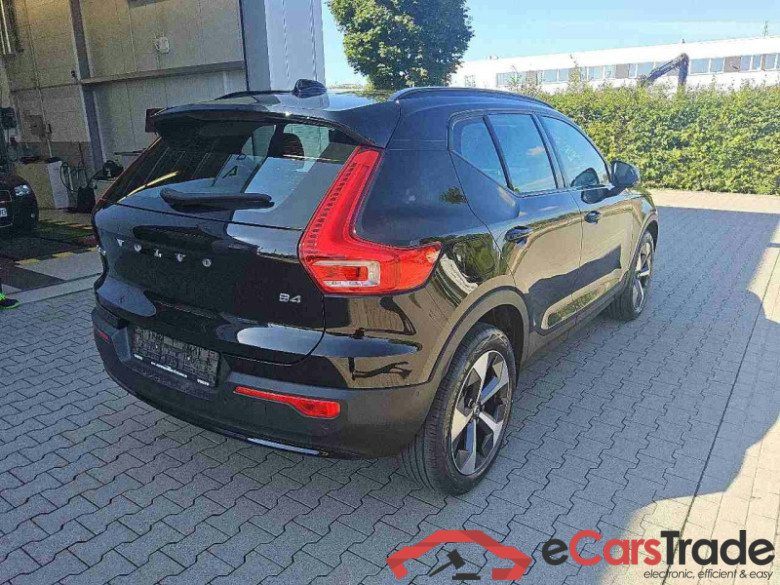 Volvo XC40 (2017->) DE - SUV5 B4 2WD EU6d, Plus Dark, (Facelift) 2022 - 2024 #3