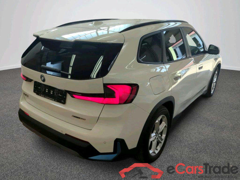 Baureihe iX1 30 xDrive 64kWh #3