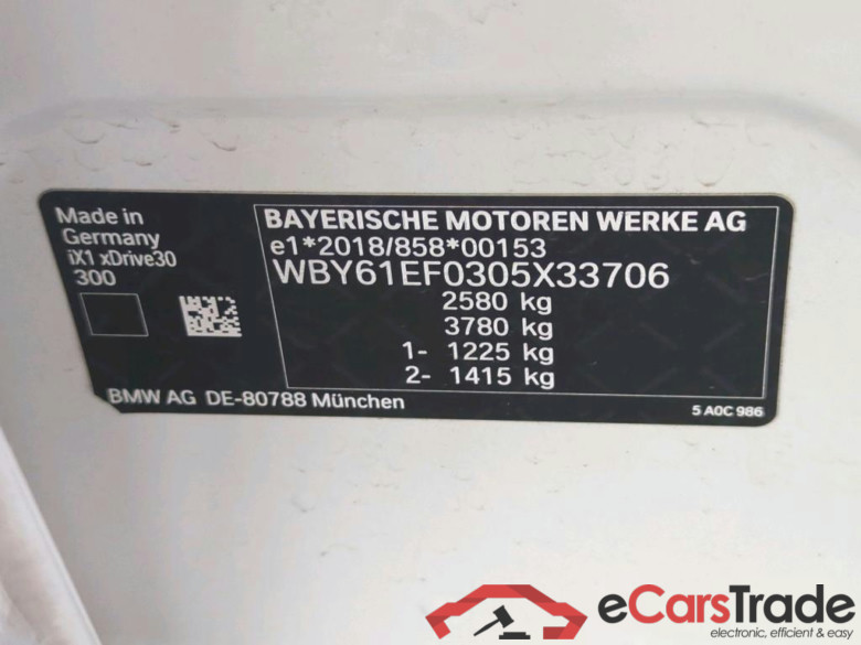 Baureihe iX1 30 xDrive 64kWh #5