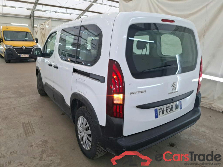 Rifter Active L1 1.2 PureTech 110 CV #2