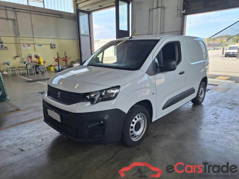 PEUGEOT PARTNER / 2018 / 4P / VETT. FURGONATA L1 BLUEHDI 130CV PREMIUM