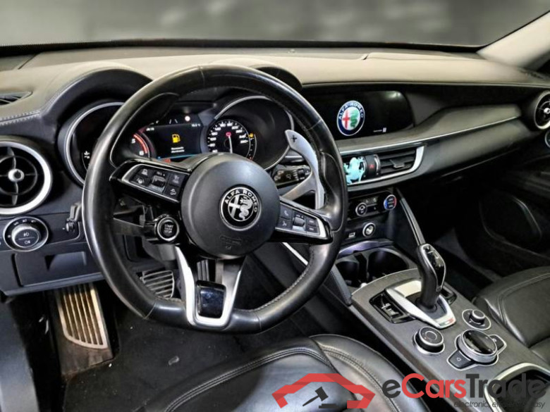 ALFA ROMEO STELVIO / 2017 / 5P / SUV 2.2 TURBO DIESEL 210CV TI AT8 Q4 #3