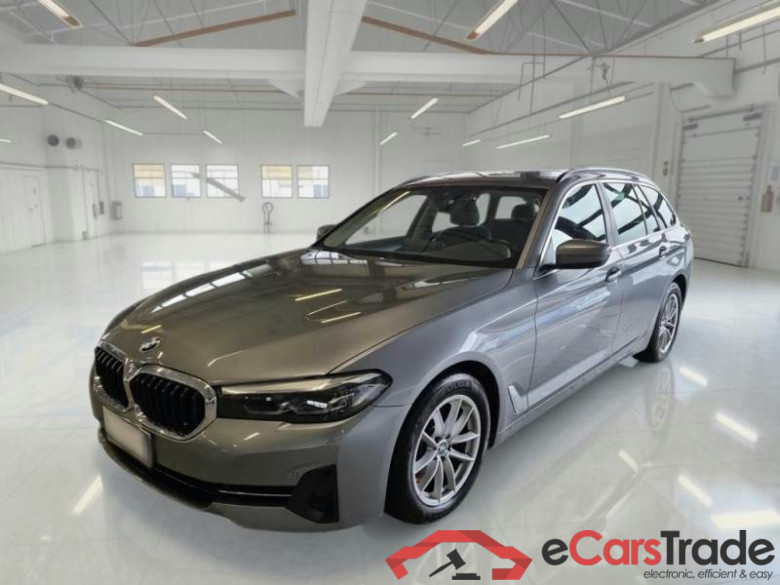 BMW SERIE 5 / 2020 / 5P / STATION WAGON 520D AUT BUSINESS MH48V TOURING