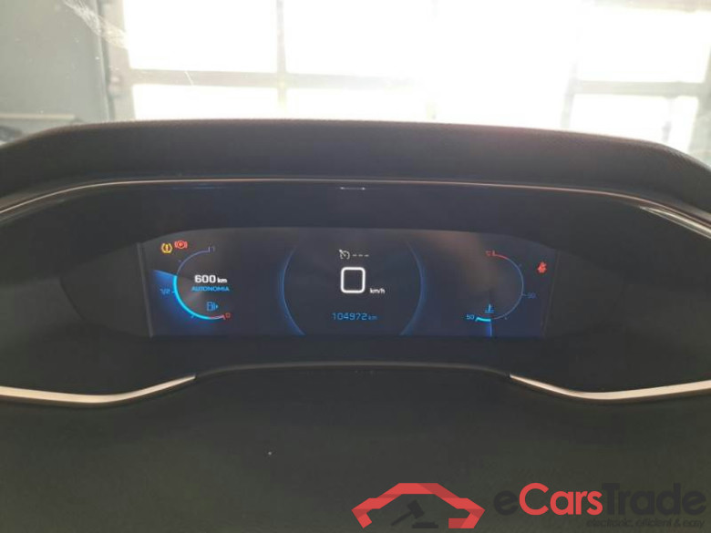 PEUGEOT 308 / 2017 / 5P / BERLINA ACTIVE PACK BLUEHDI 130 SeS #4