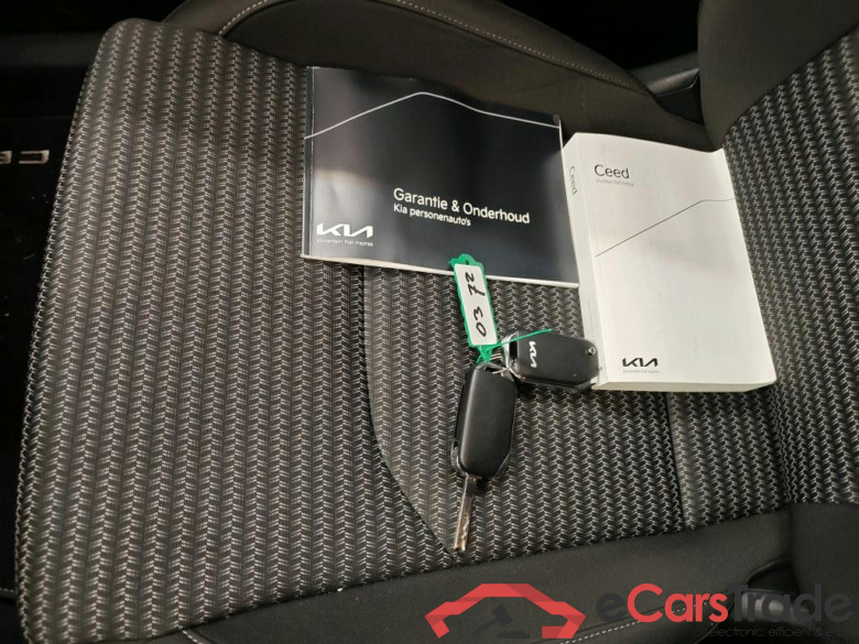Kia Ceed Sportswagon 1.5 T-GDi DCT DynamicLine 5d #4