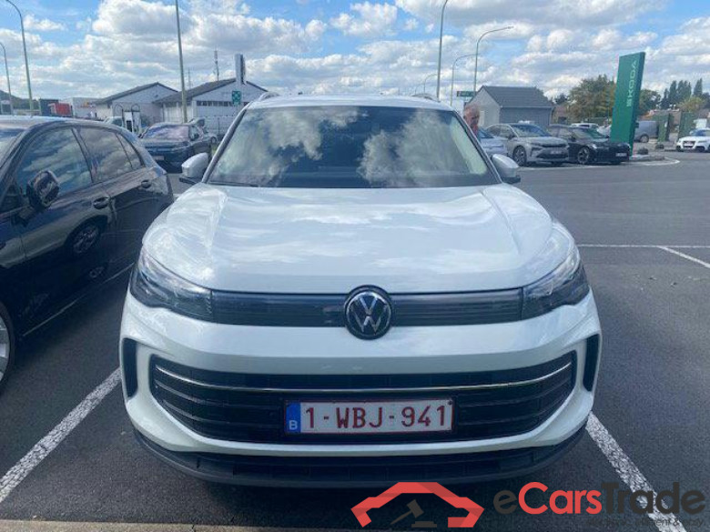 VOLKSWAGEN Tiguan Tiguan Life Business Premium1.5 TSI mHEV ACT OPF 110 kW (150 ch) 7 vitesses DSG