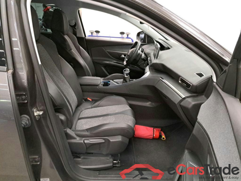 PEUGEOT - PEU 5008 BlueHDi 130PK Allure #3