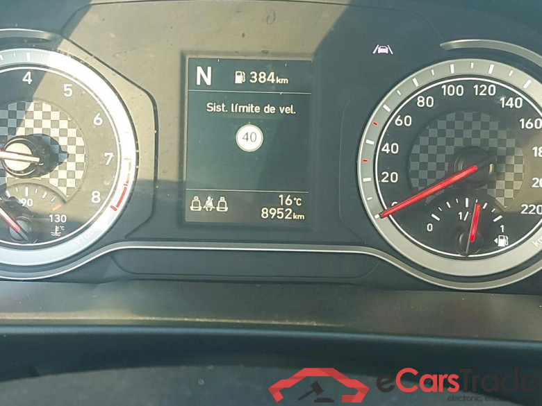 HYUNDAI i20 / 2020 / 5P / berlina con portón 1.0 TGDI 74kW (100CV) 48V Essence #5