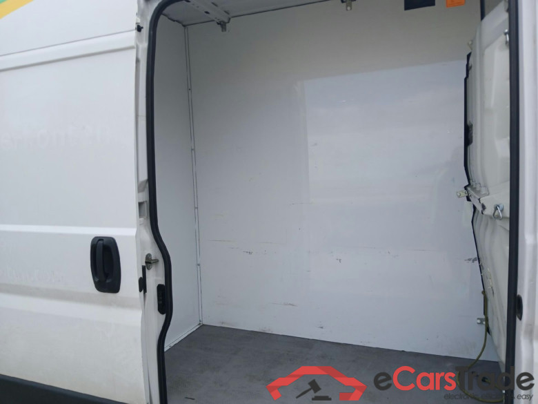 PEUGEOT Boxer / 2014 / 4P / furgón 435 L2 H2 Motor eléctrico 90 kw 37kWh #6