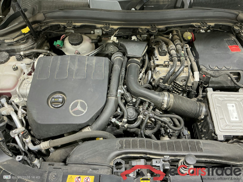 MERCEDES-BENZ GLA 1.3 GLA 250 E #6
