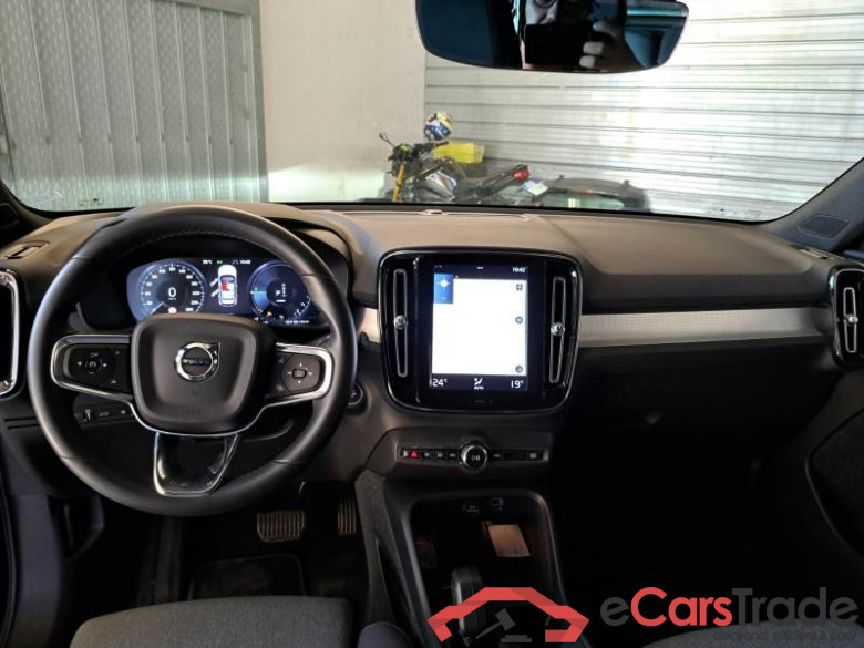 VOLVO XC40 / 2021 / 5P / Fuoristrada T4 Recharge Plug-in auto Core N1 #3