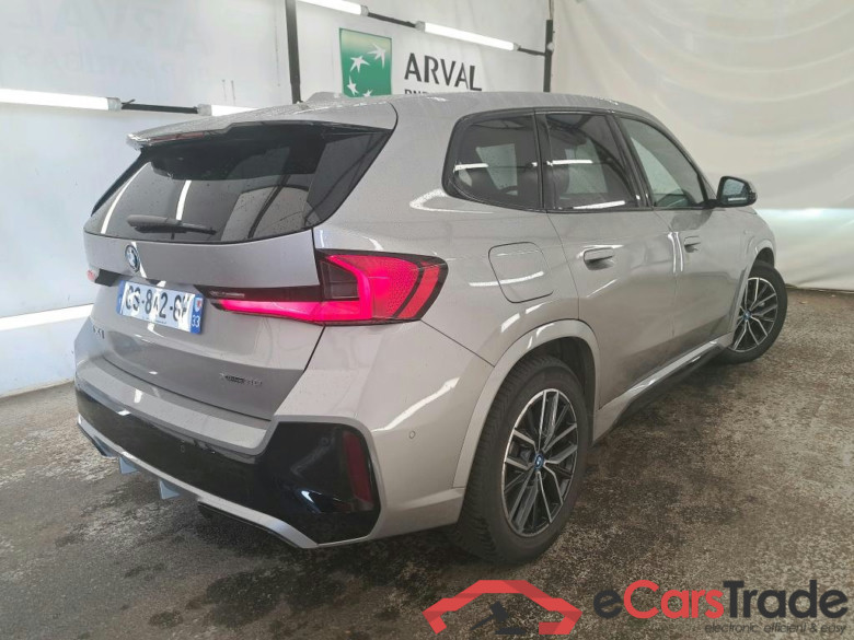 Série iX1 30 xDrive M Sport 64kWh BVA #4