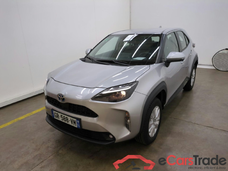 TOYOTA Yaris Cross Hybride / 2021 / 5P / SUV 1.5 HYBRID 116H DYNAMIC BUSINESS BEY AWD