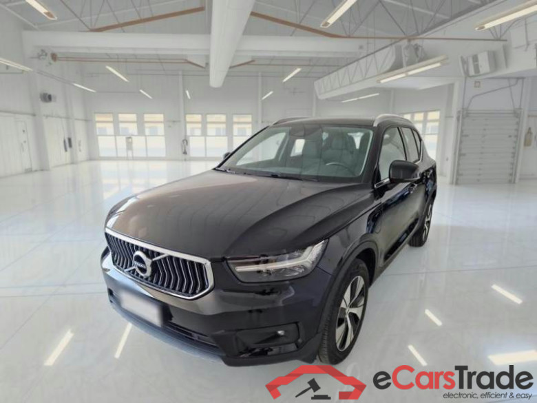 VOLVO XC40 / 2017 / 5P / SUV T4 Plug-in Hybrid auto Rech Inscrip Expr