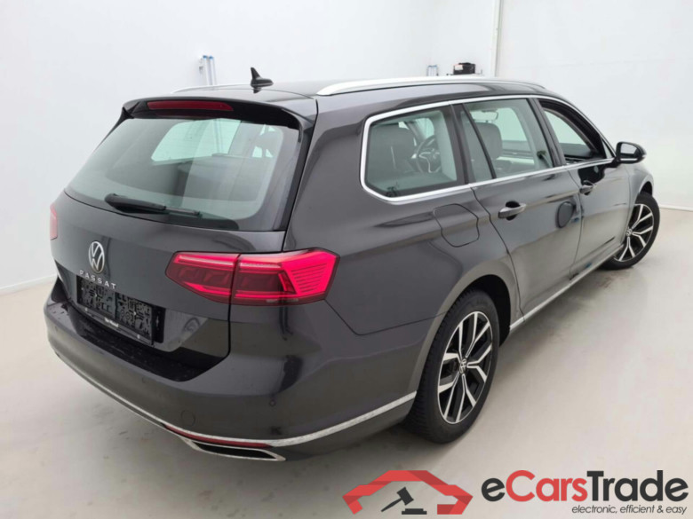 VOLKSWAGEN PASSAT VARIANT 2.0 TDI ELEGANCE DSG #2