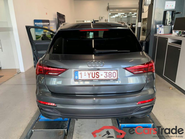 AUDI Q3 35 TFSI S line (EU6AP) #3