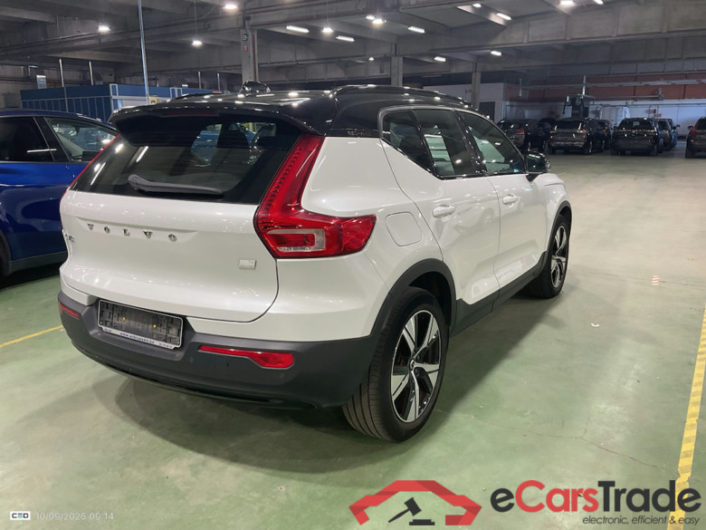 VOLVO XC40 1.5 T4 RECHARGE GEARTRONIC R-DESIGN #4