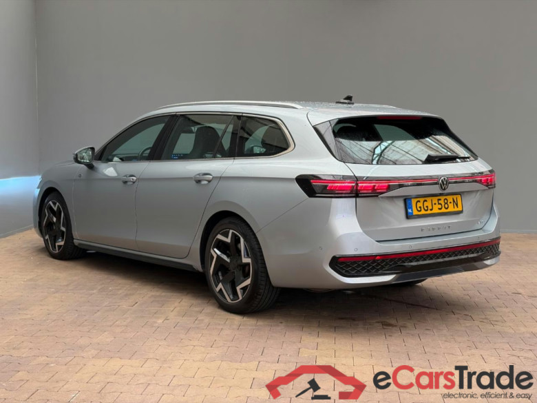 VOLKSWAGEN PASSAT VARIANT 1.5 eTSI R-Line Bns #4