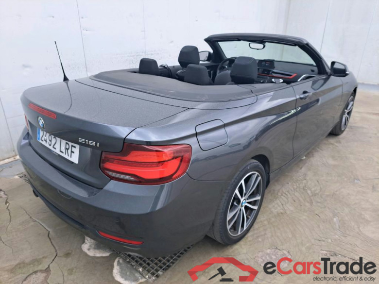 BMW Serie 2 / 2013 / 2P / cabrio 218i #2