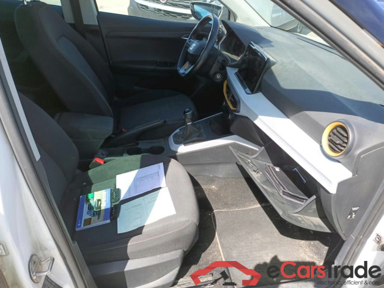 SEAT Arona / 2017 / 5P / todoterreno 1.0 TSI 81kW (110CV) Style Plus (AC) #6