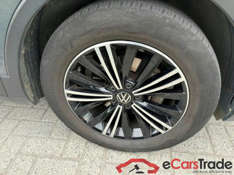VOLKSWAGEN Tiguan 1.5 TSI Life OPF DSG #6