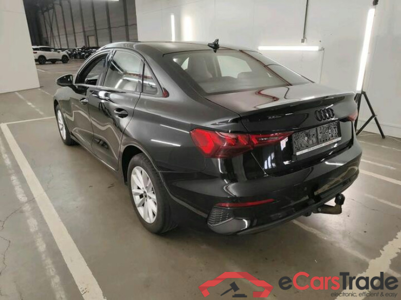 Audi A3 BERLINE A3 Berline 2.0 TDi 35 S tronic Business Edit. 110kW/150pk  4D/P Auto-7 #3