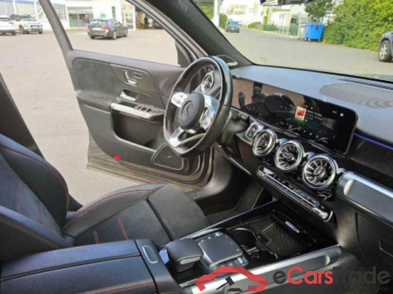 Mercedes-Benz GLB  #3