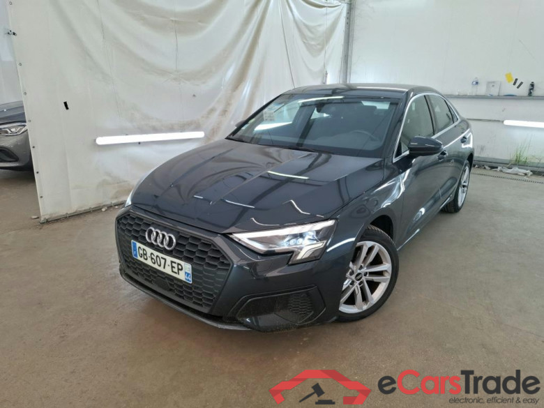 AUDI A3 Berline / 2020 / 4P / Berline 30 TDI 116 S Tronic Business Line #1