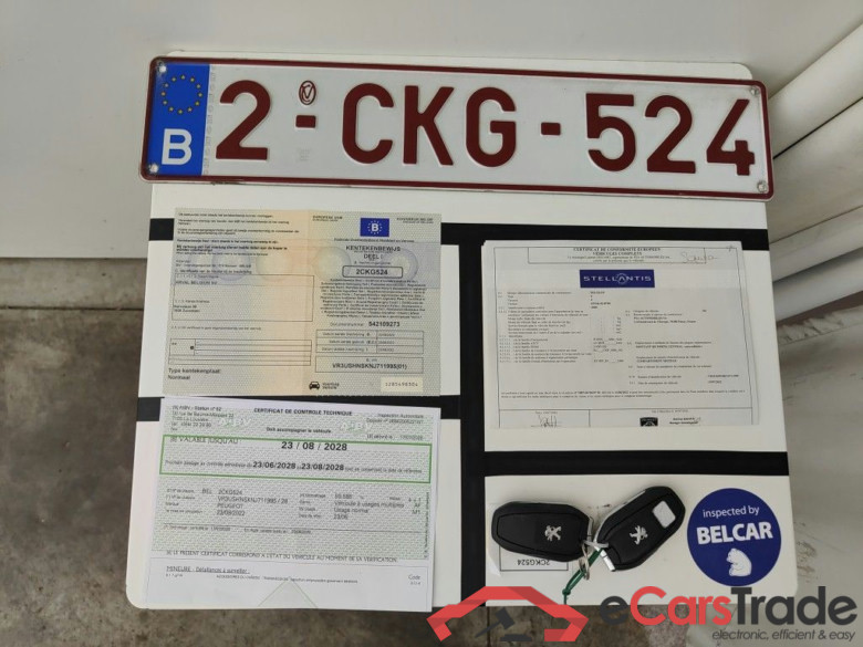 Peugeot 2008 1.2 Puretech 96kW S&S GT 5d #4