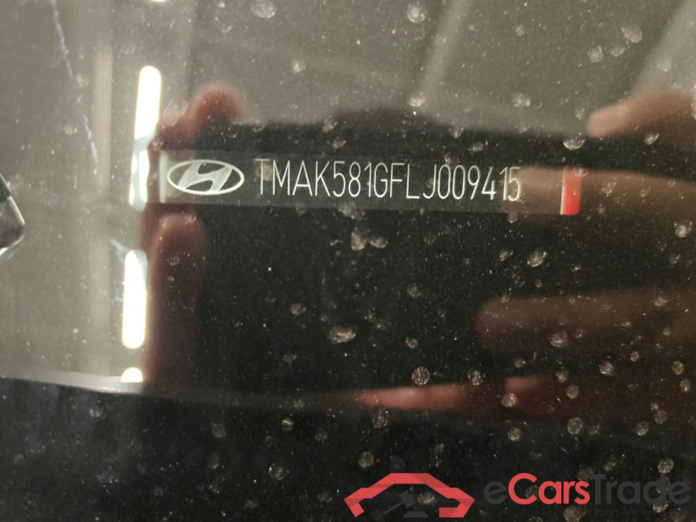Hyundai KONA Limited Electric 64 kWh 5d #6