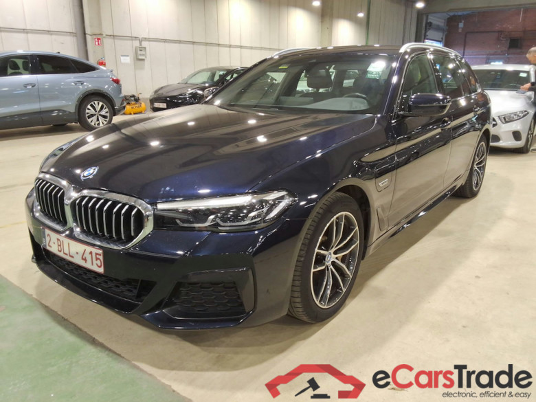 BMW 5 SERIES TOURING 2.0 520E TOURING AUTO #1