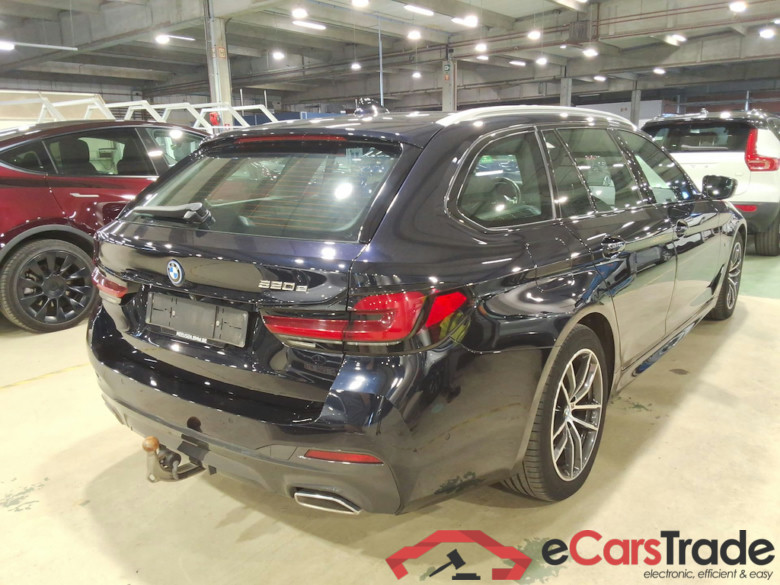 BMW 5 SERIES TOURING 2.0 520E TOURING AUTO #4
