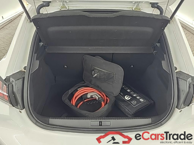 PEUGEOT e-208 Active Pack 50kWh 136 5D #5