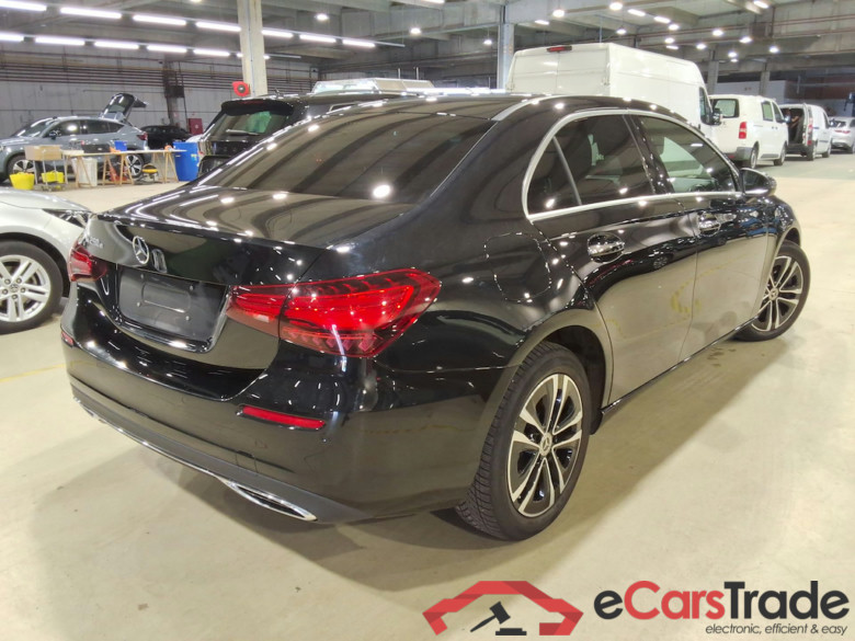 MERCEDES-BENZ A-CLASS LIMOUSINE 1.3 A 250 E BUSINESS SOLUTION DCT #4
